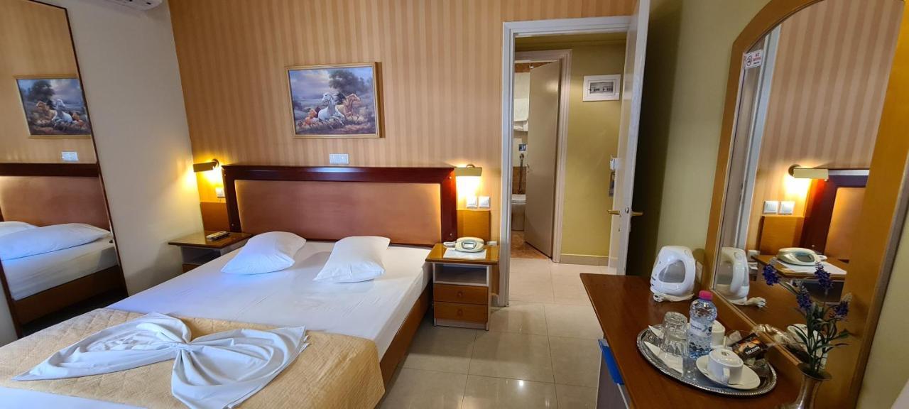 Mantas Hotel Loutraki  Ngoại thất bức ảnh